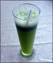 Avec quoi mlange-t-on un sirop pour obtenir un diabolo ?