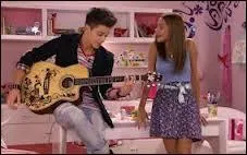 Qui est ce garon qui a t trs attir par Violetta ?