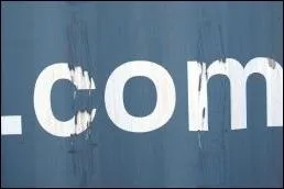 Quelle extension pour les noms de domaine est sortie en dcembre 2011 ?