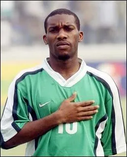 Augustine Okocha est un joueur ...