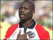 Georges Weah est un joueur... .
