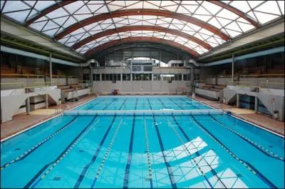 Laquelle de ces marques n'est pas une marque de natation ?