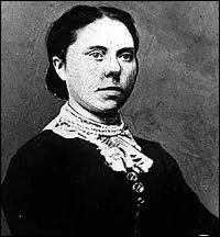 Ne en 1859, surnomme 'Dame Barbe Bleue', elle fut la plus clbre 'veuve noire' des Etats-Unis. Elle empoisonna plusieurs de ses maris ainsi que ses enfants. Sa motivation tait l'argent.