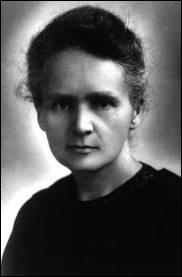 Physicienne d'origine polonaise, elle fut la premire femme  tre titulaire d'une chaire  la Sorbonne. Elle reut, avec son mari, le prix Nobel de physique pour ses dcouvertes sur le radium.