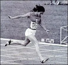 En octobre aux jeux olympiques d't de Mexico, dans quelle discipline d'athltisme Colette Besson remporte-elle une mdaille d'or ?