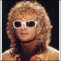 Avec ses éternelles lunettes, Michel Polnareff aurait plutôt un côté insecte. Mais il ne s´est jamais pris pour...