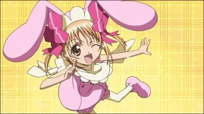 Quelle est cette chara nari et avec qui est-elle ?