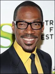 Un pur g�nie de la r�partie : 1, 77 m de rire en premi�re classe garanti...