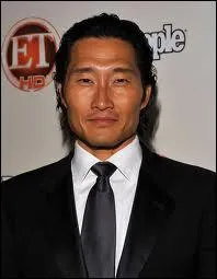Mais si, vous l'avez admir� sous toutes les coutures sur la plage d'une �le myst�rieuse, parmi un monceau de play-boys, c'est Daniel Dae Kim , acteur cor�en qui jouait dans...