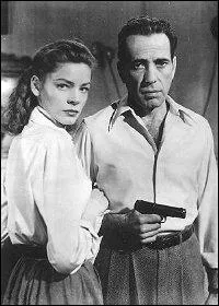 On retrouve Humphrey Bogart en 1947, dans un film noir qui se droule au beau milieu d'une le malfame de Floride. Comment s'appelle-t-elle ?
