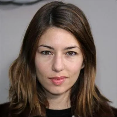 Comment s'appelle cette clbre actrice et ralisatrice ?