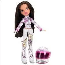 Cette poupe moderne porte une combinaison de... ?