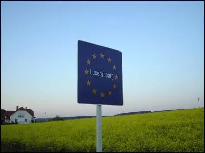 Quels sont les dpartements franais qui sont frontaliers du Luxembourg ?