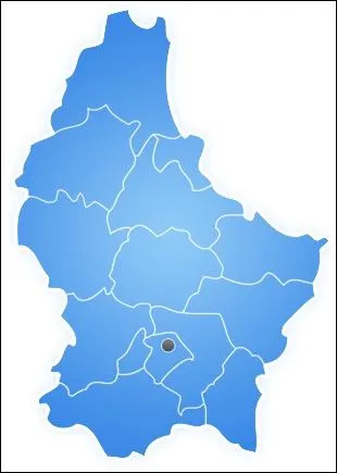 Quelle est la distance maximale qui spare ses frontires nord et sud ?