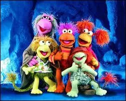 Comment s'appelle le monde souterrain (le nom de la srie) o s'abritent ces drles de marionnettes pour se protger des Gorgs (les gants) ?