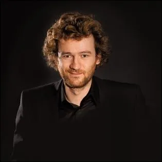 Qui est cet humoriste ?