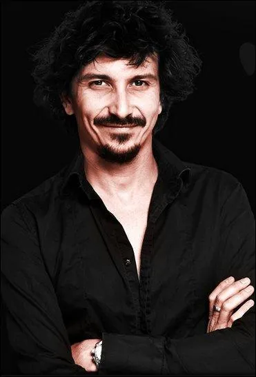 Qui est cet humoriste ?