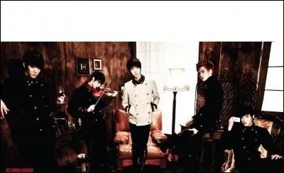 Comment s'appelle leur premier album ?