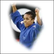 Un titre mondial pour cette judoka franaise en aot  Paris :