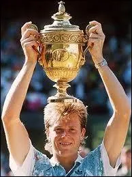 Qui est devenu n°1 mondial en 1990 ?