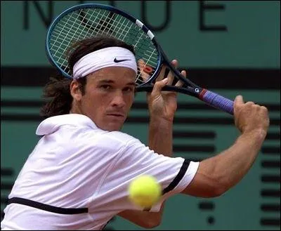 Qui est devenu n°1 mondial en 1999 ?