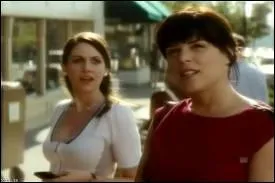 Pour quelle raison Sidney Prescott revient-elle  Woodsboro ?