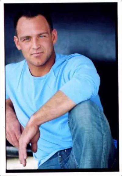 Comment s'appelle le mari de Rene ?