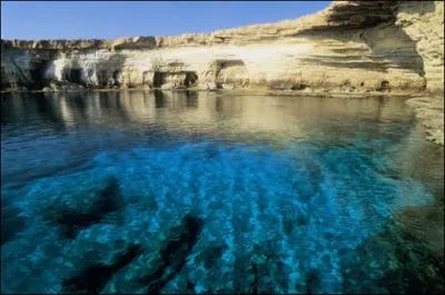 Quel pays est culturellement rattach  l'Europe, bien que situ en Asie ?