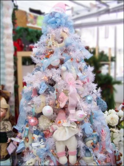 Ceci est un sapin pastel, dcor avec ?