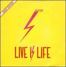 Quel groupe autrichien (toujours actif) s'est rendu clbre avec 'Live is Life' en 1985 ?