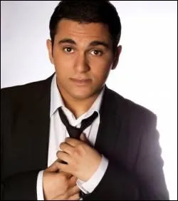 Qui est ce nouveau chroniqueur ?