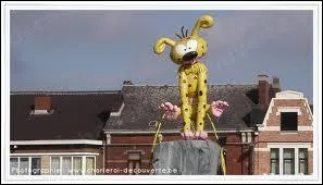 Le Marsupilami a sa statue en Belgique. Quelle ville est aussi appele 'la capitale de la bande dessine' ?