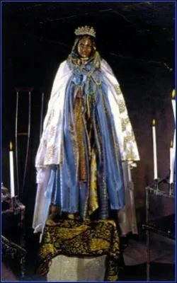 Quelle est cette vierge noire, patronne des gitans dont la statue est aux Saintes-Marie de la mer ?