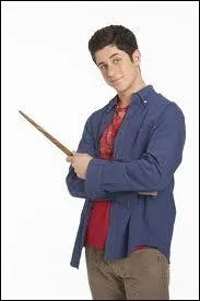 Qui est Justin Russo ?