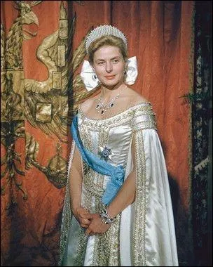 C'est la Princesse Anastasia, fille du Tsar de Russie (son vrai titre est Grande-Duchesse), que l'on voit ici. Qui est l'actrice qui l'interprte ?