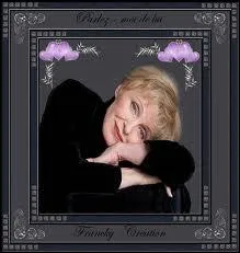 Reprise d'une chanson de Nicole Croisille, qui nous chante aujourd'hui 'Il m'avait dit patience, depuis c'est le silence' ?