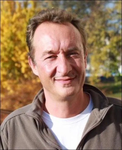 Comment s'appelle cet auteur de BD ?