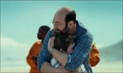 Robert Pique, (K. Merad), se retrouve  s'occuper d'un enfant sans pre, Marius dont la mre Marie, est dborde.