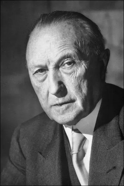 Konrad Adenauer fut le premier chancelier de la Rpublique Fdrale allemande.
