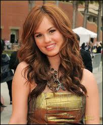 Comment s'appelle cette actrice ?