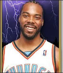 Qui est ce pivot/ailier, ancien joueur des Sonics et des Clippers ?