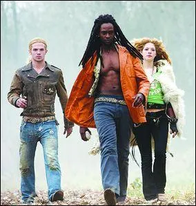 Qui sont les trois personnages sur cette photo ?