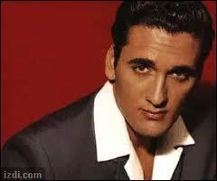 Qui est ce chanteur ?