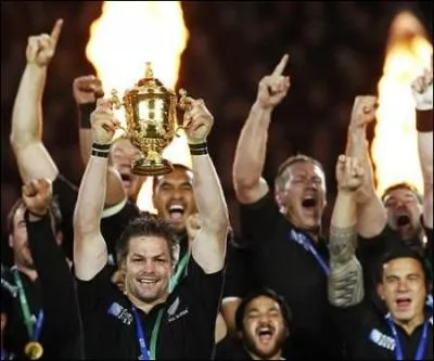 Sport : les All Blacks sont devenus champions du monde de rugby en Nouvelle-Zlande, contre qui ?