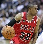 Qui est ce meneur, ancien joueur des Golden State Warriors ?