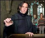 Qui se mtamorphose en Severus Rogue ?