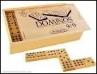 Combien de pices comporte un jeu de dominos classique ( galement appel 'double-six' ) ?