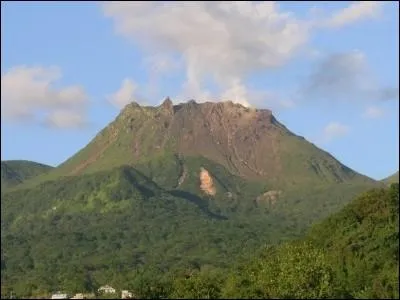 La Soufrire se trouve ...