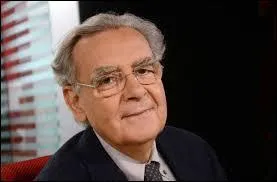 Durant vingt-six ans, Bernard Pivot à présentait des bouquains qu'il mettait sur sa Deux.