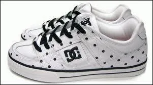 Quelle est cette marque de chaussures ?